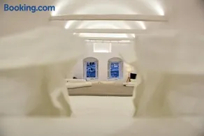 Hydra Hospitality Port Apartment - Image 1