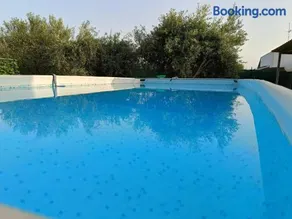 Appartamento con piscina, griglia e giardino | Vista sul giardino - Image 2