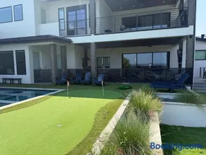 Luxury waterfront Villa Heated pool and sauna - Image 3