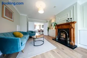 Modern 3-bed house near Dublin Airport - Great for families - Image 2