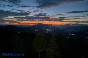 StayVista at Nirvana Dhar - Image 3