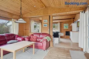 Ferienhaus mit Garten und Grill - Image 4