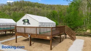 Furnished Glamping Tent/Red River Access/King Bed - Image 1