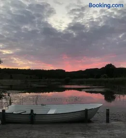 Exclusive house with private pool and private lake - Image 2