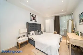 Luxury 1BR Apartment - Battersea Power Station - Image 3