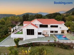 EKOSTAY - Luxe - Nova Villa - Image 1