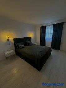 Apartament Deluxe - Image 2