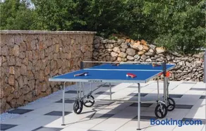 Three-Bedroom Holiday Home In Unesic - Image 3