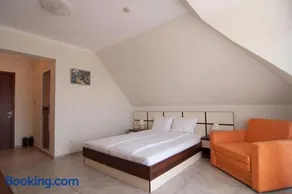 Guest House Hiora - Image 5