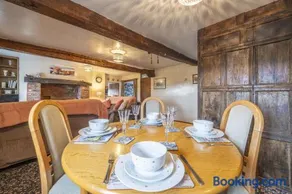 Drawell Cottage - Situated on a working farm - Image 5