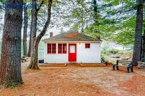 Boulder Pointe Cottage - Image 2