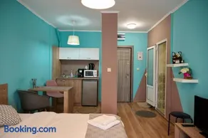 Center - Image 3