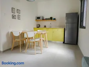 Kurlender Guest House - Image 4