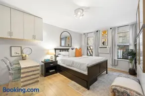 Studio Haven in Times Square & Nearby Restaurants - Image 4