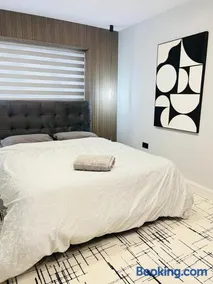 Haven Stays - D15A5DF - Image 2