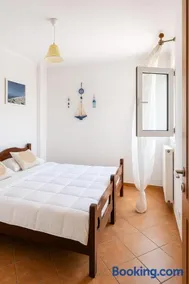 Perdika Aegina Island Summer House - Image 4