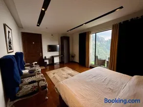 Tower 92 - Hotel - Image 4