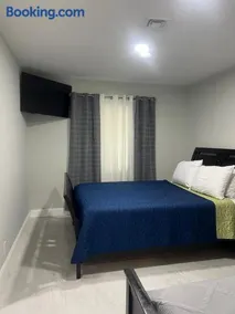 Cozy 2-bedroom apartment in Pompano Beach - Image 2