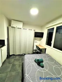 Studio Confortable Proche Gare - Image 1