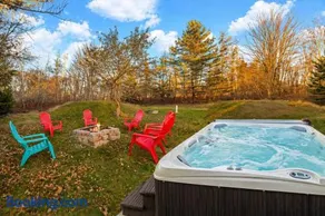 Cozy Escape Hot Tub & Sauna by Kalahari - Image 2