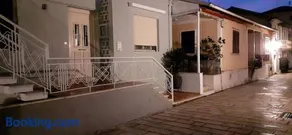 THE STREET HOUSE - Image 3
