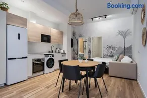 Marina Beach Apartments - Image 2
