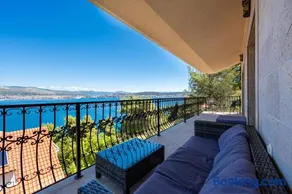 Villa Sunset Apartments - Image 3