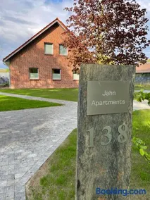 Jahn Apartments - Image 1