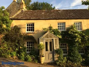 Yew Tree Cottage - Image 1
