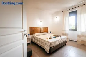Domo Mediterranea Affittacamere-Guest House - Image 2