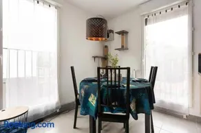 Appart avec 3 chambres au pied du TRAM avec internet ! - Image 3
