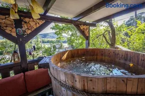 Riverside Forest Apartment & Spa - Image 4