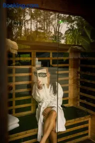 Tiny home, Outdoor bath, Infrared Sauna, Fire pit - Image 3