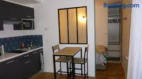 Appartement tout équipé avec piscine proche Stade OL et EUREXPO - Image 3