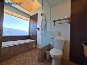 Dragon Manor Resort - Image 5