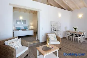 The cottage, Nissaki, Kaminaki Beach - Image 2