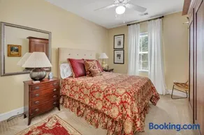 Windward Point 210 - Image 3