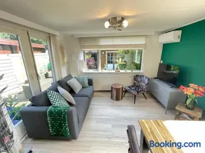 Tiny house met tuin en 2 fietsen in Putten op de Veluwe - Image 2