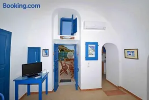Kleo's Guesthouse - Image 2