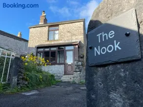 Muddy Paws Cottages - The Nook - Image 1