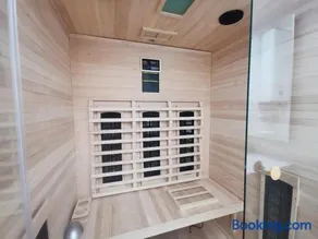 Umi's Journey Sauna Japanese-Themed Apartment - Image 3