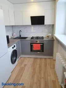 Kreenholm apartments - Image 1