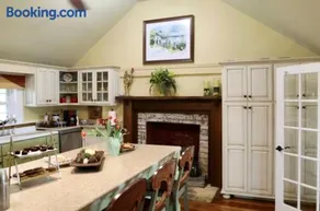 The Hutch - Image 3