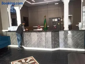 شركة فؤاد علي العزي للشقق المخدومه - الحوية - طريق الرياض - Image 2