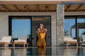 Villa Anassa - Luxurious 4-Bedroom Villa with Private Pool by Temma Villas - Image 1