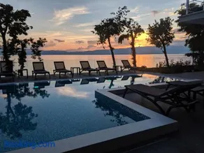 Golden Sunset Apartments - Image 1