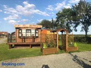 Couple’s Lodge With Hot Tub - Image 1