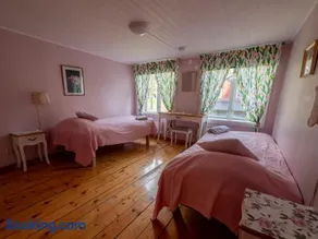Enecopia Bed & Breakfast - Image 2