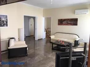 Apartment in Markopoulo center - Image 3