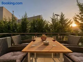 Coastal Escape - Modern 2BR Maisonette by ΜΡS - Image 2